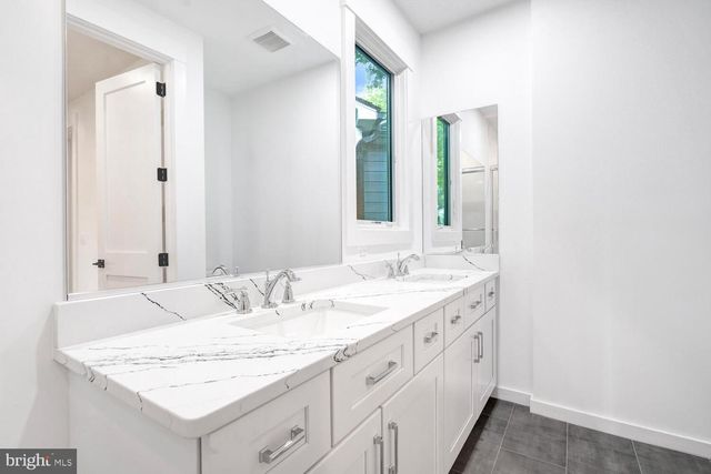 13711 JOYCE RD, Woodbridge, VA 22191