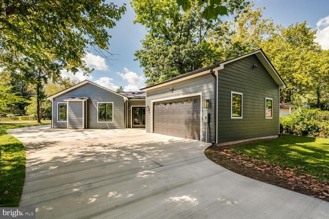 13711 JOYCE RD, Woodbridge, VA 22191