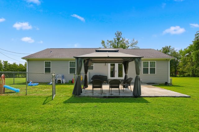 475 Flint Road, Waco, KY 40385