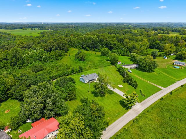 475 Flint Road, Waco, KY 40385