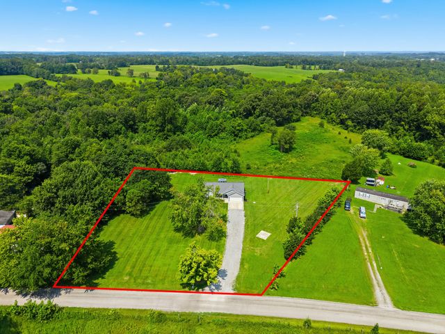 475 Flint Road, Waco, KY 40385