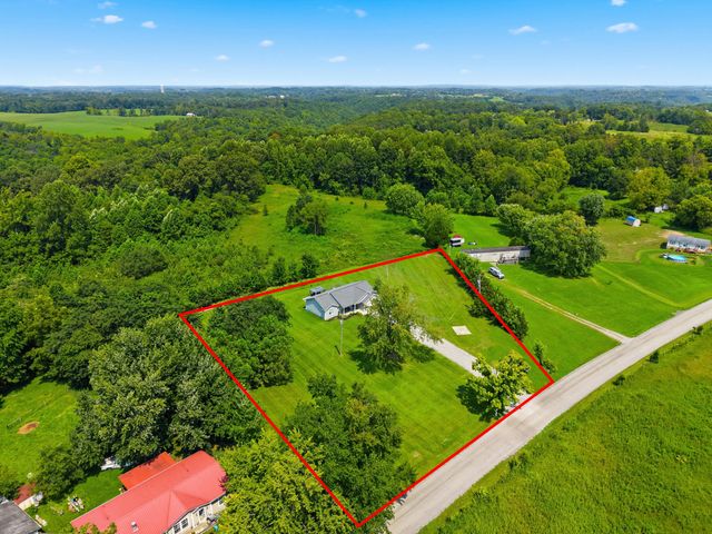475 Flint Road, Waco, KY 40385