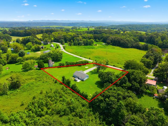 475 Flint Road, Waco, KY 40385