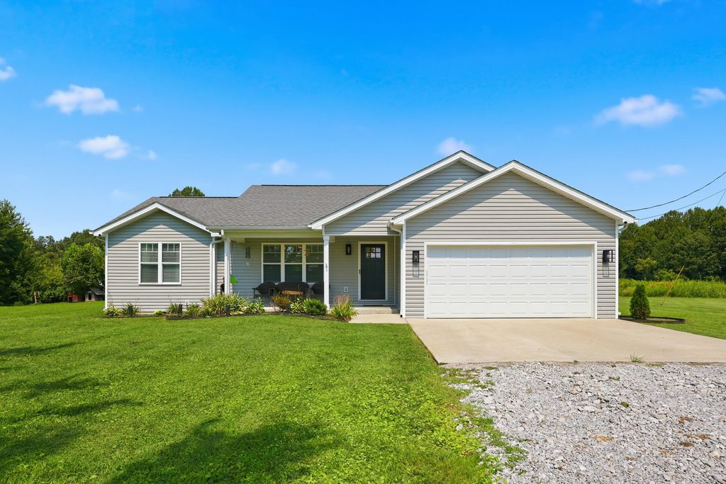 475 Flint Road, Waco, KY 40385