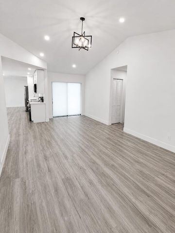1751 Glenwood Street NE, Palm Bay, FL 32907