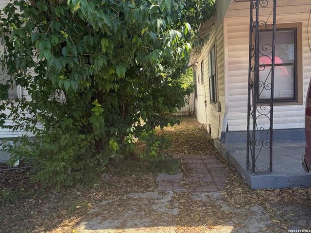 816 CULEBRA RD, San Antonio, TX 78201