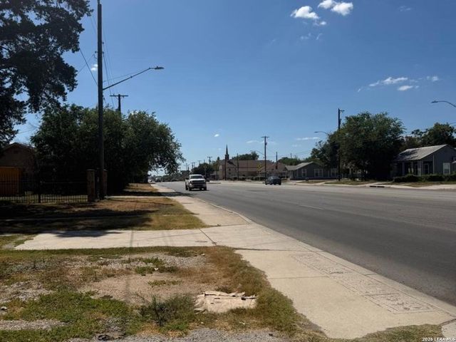 816 CULEBRA RD, San Antonio, TX 78201