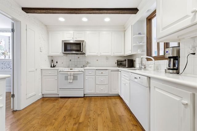 102 Oakdale Road, Newton, MA 02461