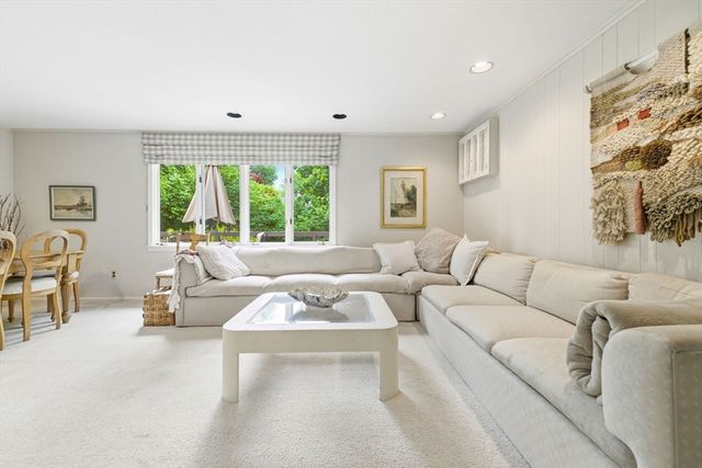 102 Oakdale Road, Newton, MA 02461