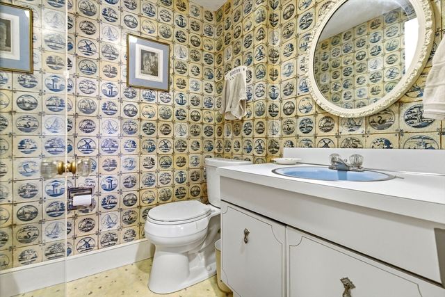 102 Oakdale Road, Newton, MA 02461