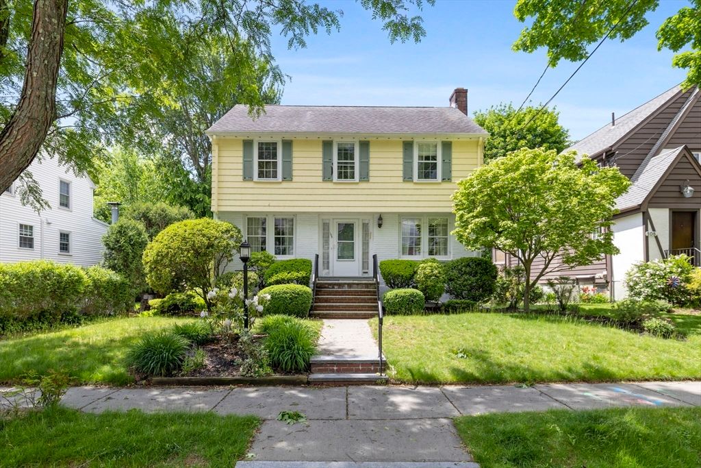 102 Oakdale Road, Newton, MA 02461