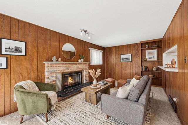 33725 Somerset Drive, Sterling Heights, MI 48312