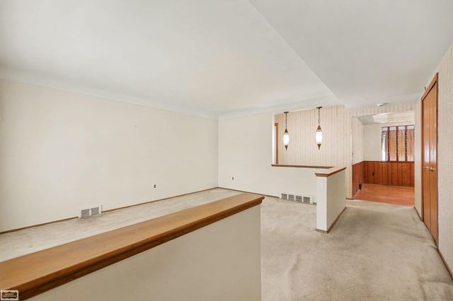 33725 Somerset Drive, Sterling Heights, MI 48312