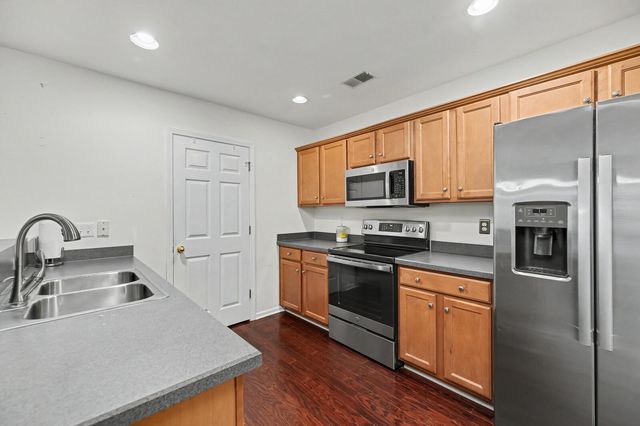 9088 Maple Grove Drive, Summerville, SC 29485