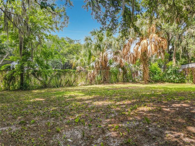 1220 W 3RD STREET, Sanford, FL 32771