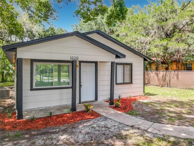 1220 W 3RD STREET, Sanford, FL 32771