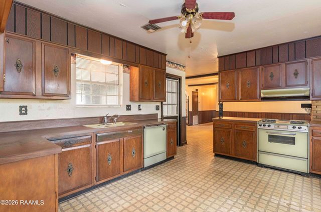 112 Beta Drive, Lafayette, LA 70506