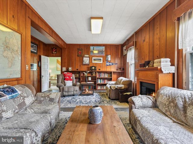 36 W CHURCH ST, Selbyville, DE 19975