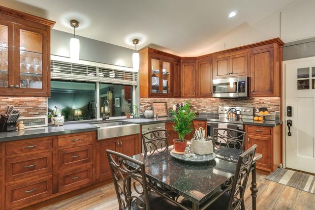 7333 Surette Ln, Loomis, CA 95650