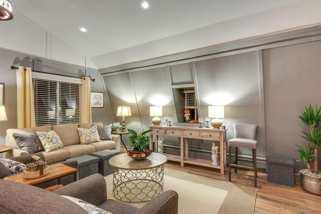 7333 Surette Ln, Loomis, CA 95650