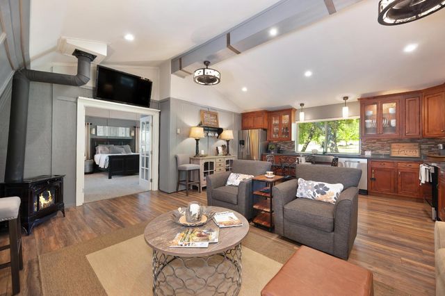 7333 Surette Ln, Loomis, CA 95650