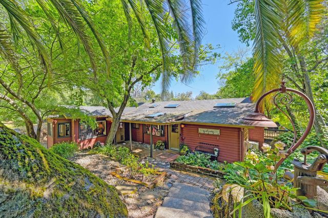 7333 Surette Ln, Loomis, CA 95650