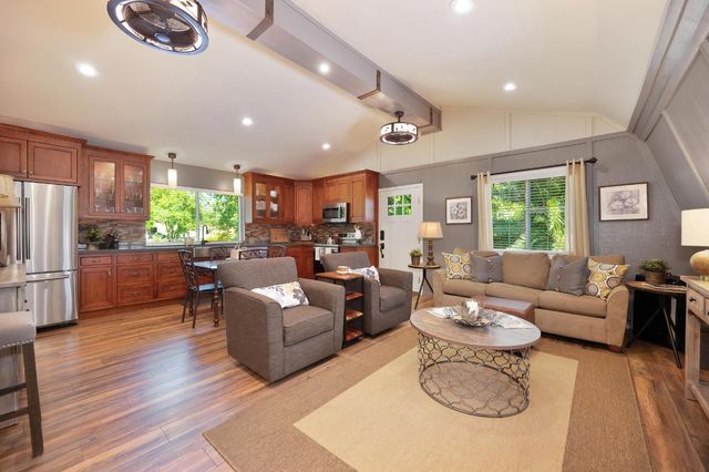 7333 Surette Ln, Loomis, CA 95650