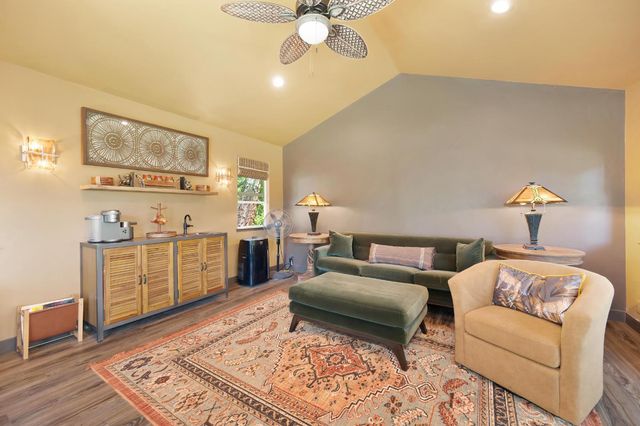 7333 Surette Ln, Loomis, CA 95650