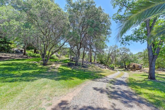 7333 Surette Ln, Loomis, CA 95650