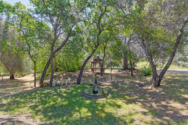 7333 Surette Ln, Loomis, CA 95650