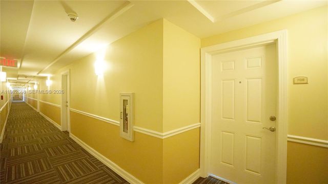 117 NW 42nd Ave 708, Miami, FL 33126