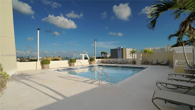 117 NW 42nd Ave 708, Miami, FL 33126