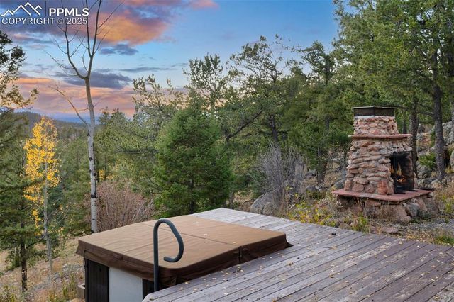 516 Saguache Drive, Florissant, CO 80816