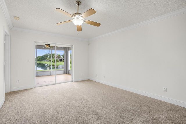 966 E 13th Square, Vero Beach, FL 32960