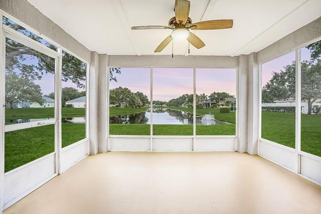 966 E 13th Square, Vero Beach, FL 32960