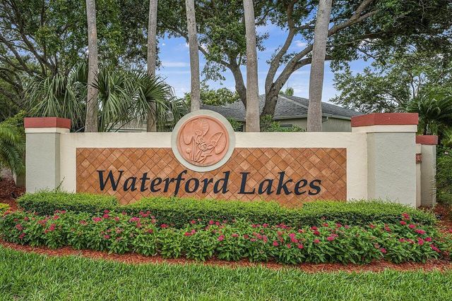 966 E 13th Square, Vero Beach, FL 32960