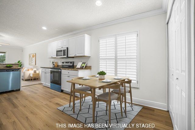 966 E 13th Square, Vero Beach, FL 32960