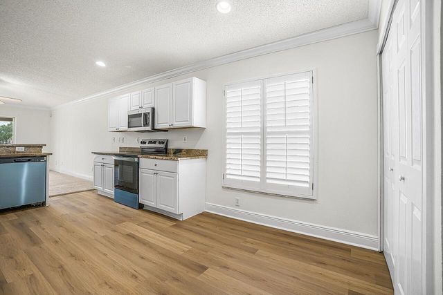 966 E 13th Square, Vero Beach, FL 32960