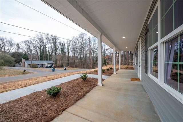 4185 Watts Street, Tobaccoville, NC 27050