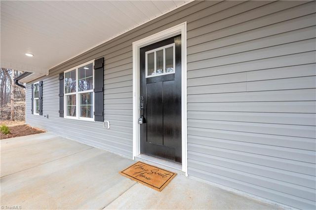 4185 Watts Street, Tobaccoville, NC 27050