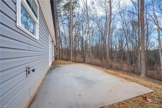 4185 Watts Street, Tobaccoville, NC 27050