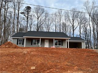 4185 Watts Street, Tobaccoville, NC 27050
