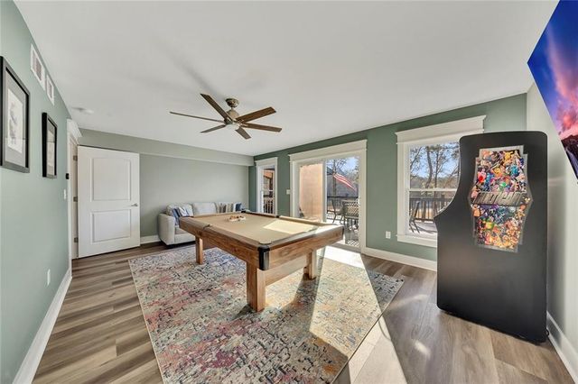 918 Pine Circle, Woodstock, GA 30189