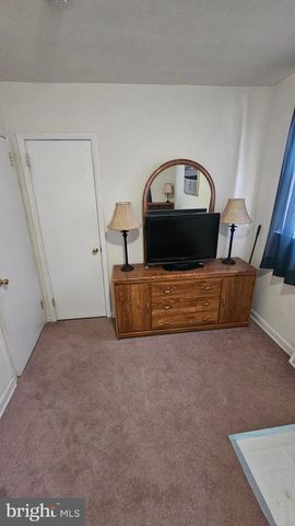 7829 HORROCKS ST, Philadelphia, PA 19152