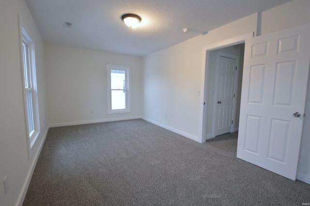 925 Archer Avenue, Fort Wayne, IN 46808