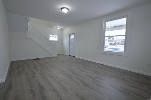 925 Archer Avenue, Fort Wayne, IN 46808