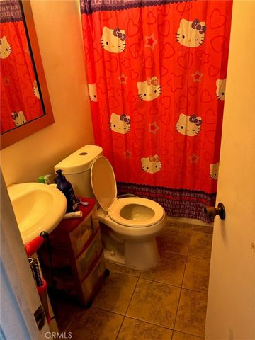 16710 Orange Avenue A1, Paramount, CA 90723