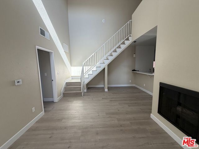 156 S Oak Knoll Avenue 301, Pasadena, CA 91101