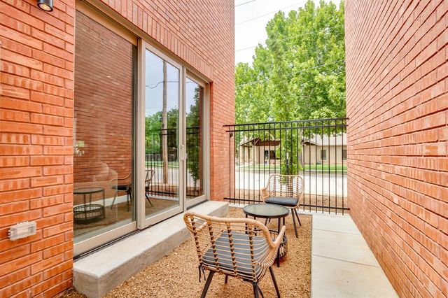 2822 N Robinson Avenue, Oklahoma City, OK 73103