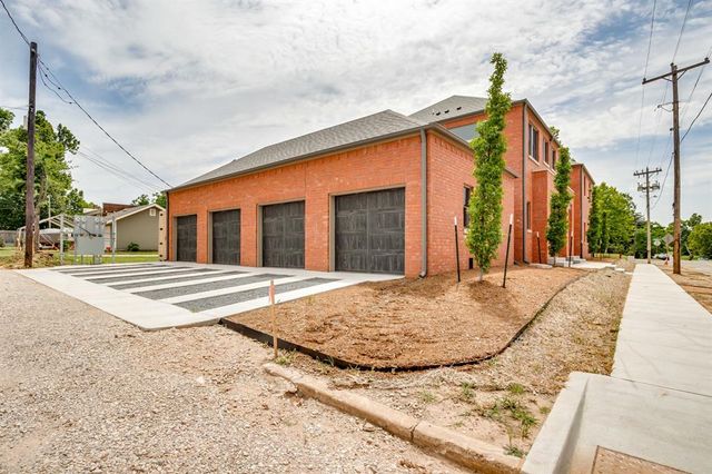 2822 N Robinson Avenue, Oklahoma City, OK 73103